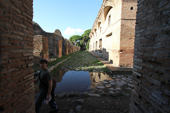 A good glimpse of a typical apartment building. This is the famous 'Casa Diana.'