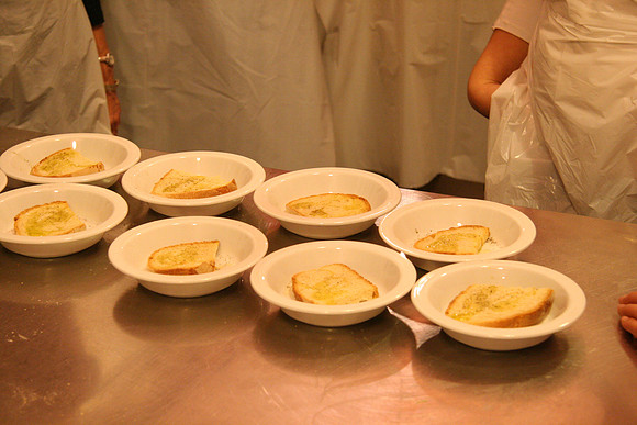 Bread in dishes for Acquacotta soup