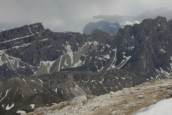 Colfosco is in the valley behind this range.