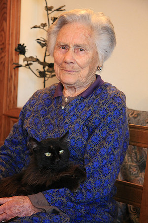 Bruna and the cat.