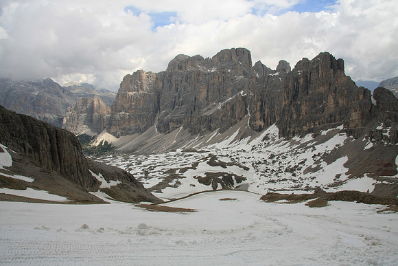 Looking north from the Rifugio Lagazuoi at 2752m (called Little Lagazuoi).