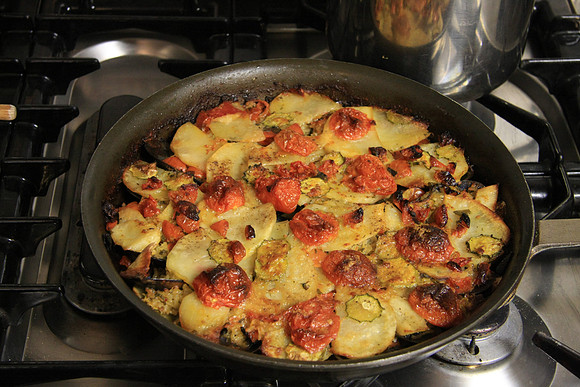 Tiella, a typical Pugliese dish which is surprising reminescent of Spain's paella.