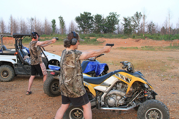 Matching camo-cutoffs. This is too damn cute!