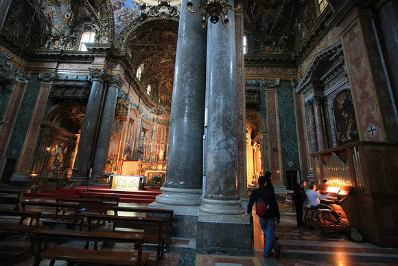 San Giuseppe dei Teatini - organist