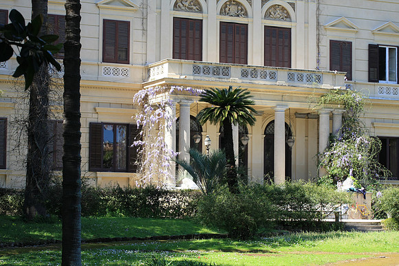 Villa Whitaker - English man who lived in Palermo