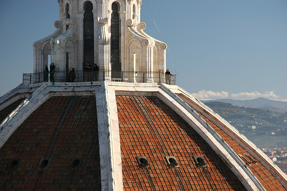Visitors on the cupola (that's tomorrow's objective)