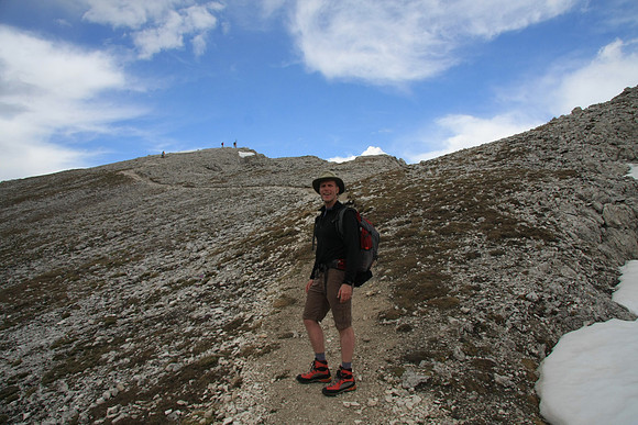 Mark urging Marc on. The peak is in sight.