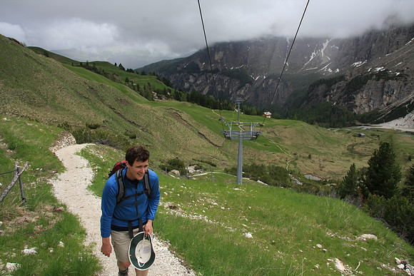 Imagine all those people in winter just hopping on the skilift and not having to walk.