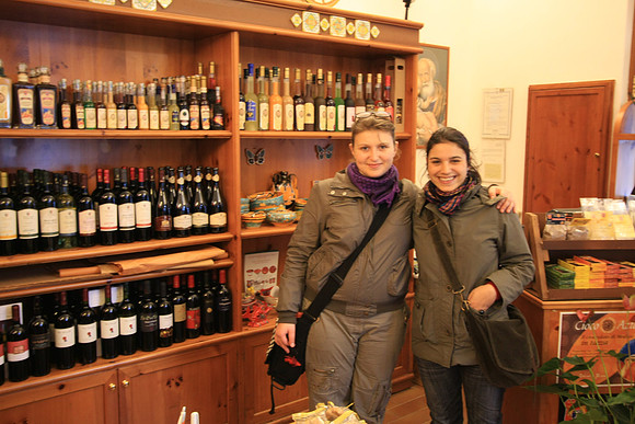 Some young ladies we met and chatted with for awhile.