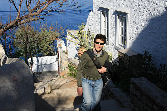 Up some steps in Vlichos