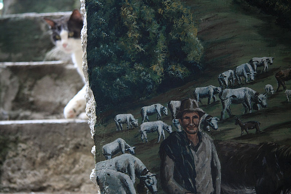 Another mural (and cat) in La Prea