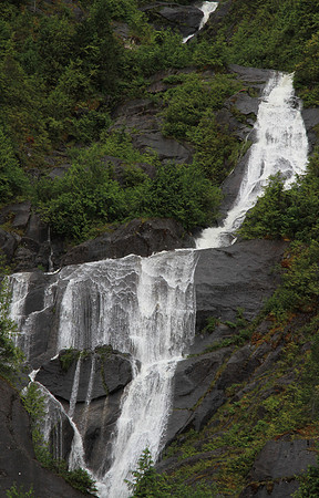 Another spectacular cascade.