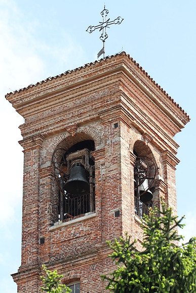 Architecture of upper Mondovì.