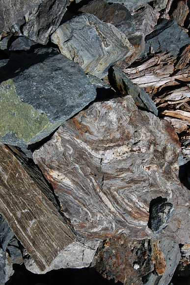 Lots of interesting stones. Not sure what they were.