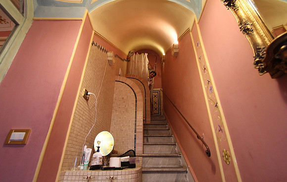 The bathroom in Palazzo Maggiore, 'overlayed' on a stair now terminated by a shower, latrine just below. Mind your step.