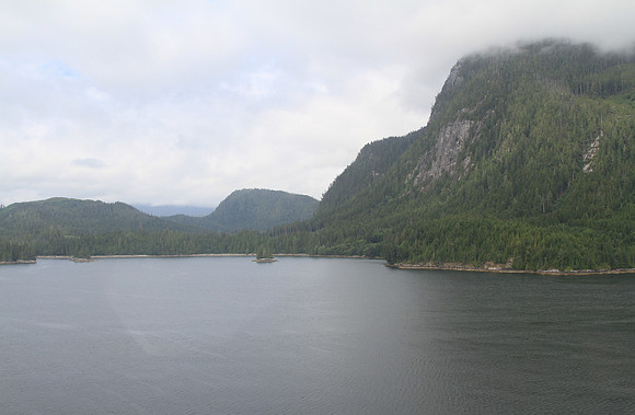 Leaving Sullivan Bay