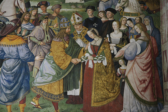 Piccolomini library -Piccolomini presents emperor Frederick III with his bride-to-be Eleanora