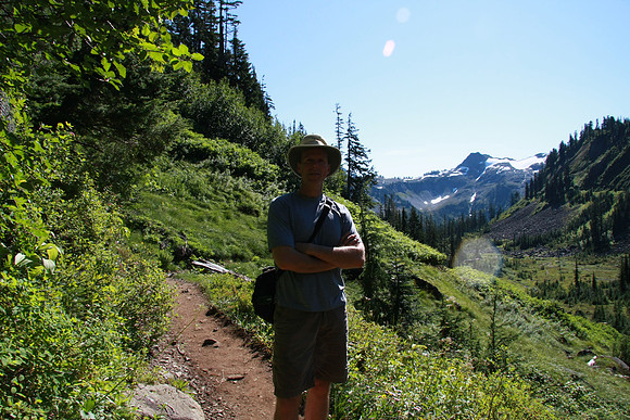 Mark at the start of the hike, looking south.
