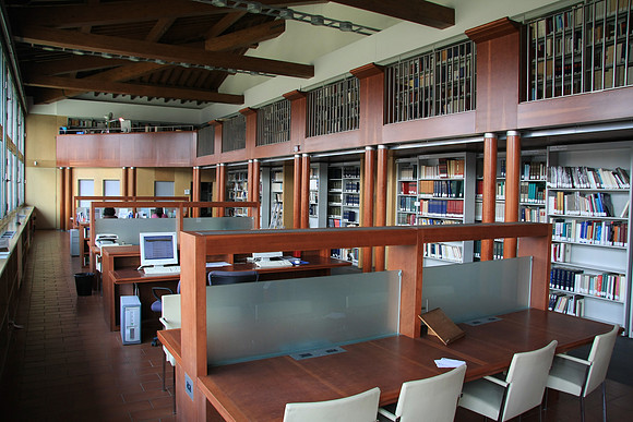 Library on the 4th floor of the Science Museum