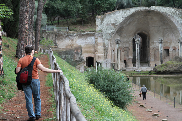 Walking along the Canopus to the Serapeum.