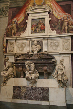 Michelangelo's tomb in Santa Croce