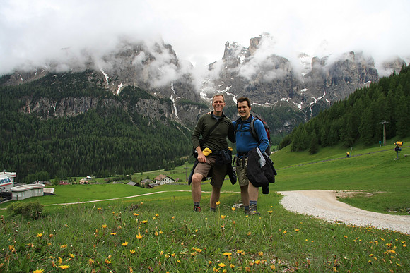Start of Hike just outside of Colfosco - yellow devices in the background are snow machines.