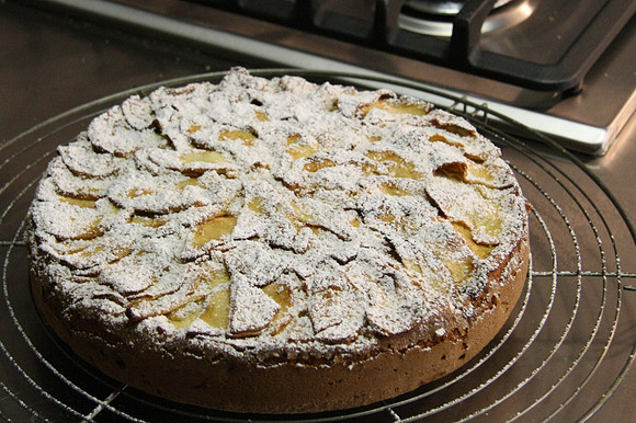 Torta di Mele, a rum infused apple cake