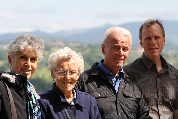Marianne, Lena, Davis, Mark.