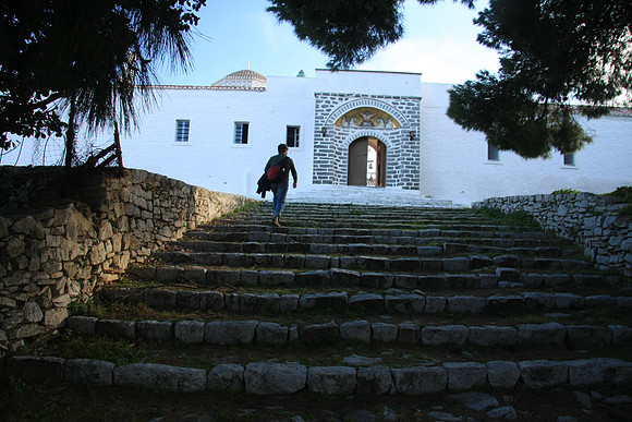Last steps to monastery