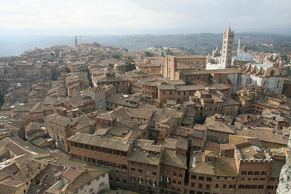 The Duomo being reroofed