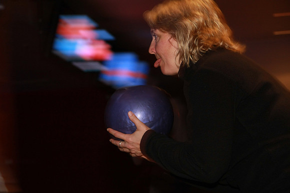 Jenny trying not to concentrate on the gutter